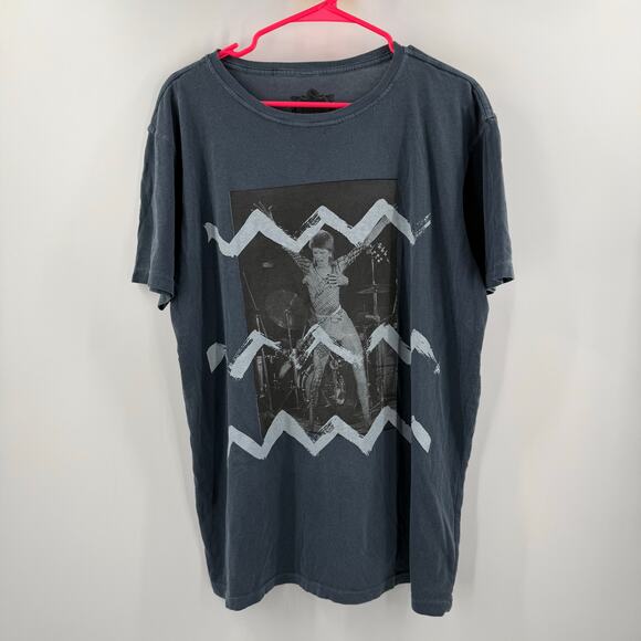 Vintage Concert Tees Size Small/Medium David Bowie x Terry O'Neill Graphic Tee - Picture 8 of 8